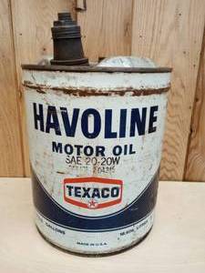 lot 76 image: Vintage Double Sided Texaco  Havoline Motor Oil Gas Oil Can