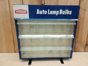 lot 85 image: Vintage Everready Auto Lamp Automotive Display Cabinet