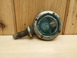 lot 88 image: Antique Dodge Motto- Meter  Radiator Cap
