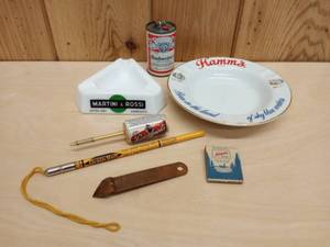 lot 91 image: Vintage Beer Advertisement Memorabilia Lot