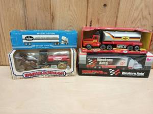 lot 93 image: Ertl coin Bank