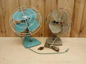 lot 156 image: (2) Vintage GE Oscillating Fans