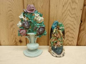 lot 180 image: Two Antique Cast Iron Door Stops Parrots and Basket of Flowers