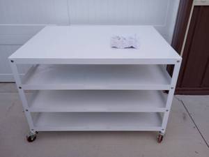 lot 197 image: New Open Studio Art Graph Large Paper Cart