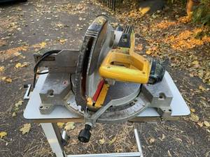 Working DeWalt  Chop Saw 12 inch