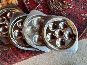 Vintage Escargo Serving Set