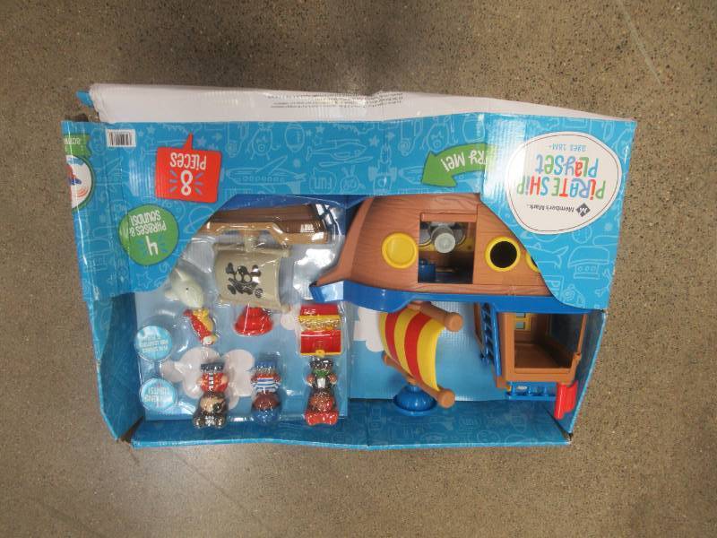 lot 615 image: Members Mark Preschool Pirate Ship Playset - Complete, SOLD AS IS