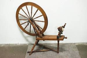 lot 3 image: 18th C. Antique Wooden Spinning Wheel