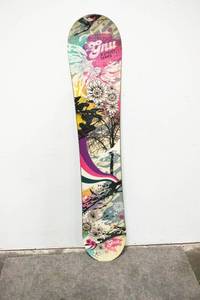 lot 58 image: Gnu B Street Series 150cm Colorful Snowboard