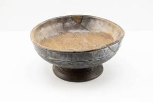 lot 115 image: Primitive Wood Footed Bowl