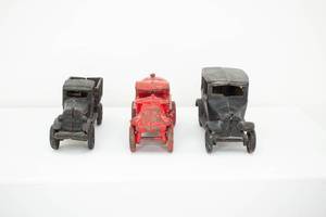 lot 154 image: 3 Antique Cast Iron Toy Cars & Trucks