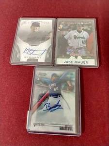 (3) Autographed Minnesota Twins Cards