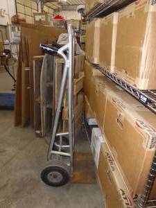 lot 5 image: 2 wheel hand truck