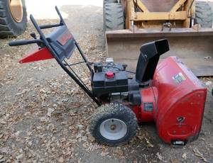 lot 9 image: 8 HP MTD 2 stage 26 Snowblower - works good