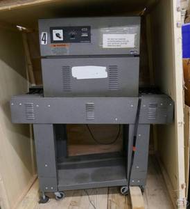 lot 10 image: Clamco Shrink Tunnel