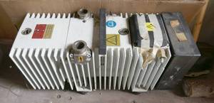 lot 16 image: Pfeiffer vacuum pump - unknown condition