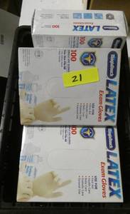 lot 21 image: 3 boxes of latex gloves