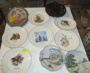 lot 51 image: Group of vintage plates and Disney plaque