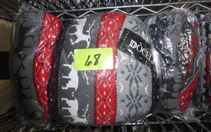 lot 68 image: Pack of 12 lined leggings - red grey black reindeer