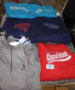 lot 82 image: 8 adult sweatshirtshoodies all new