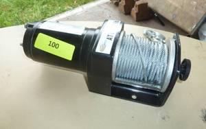 lot 100 image: 2,000 lb ATV winch - new