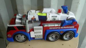 lot 103 image: Big Superman truck, shoots balls, makes noises