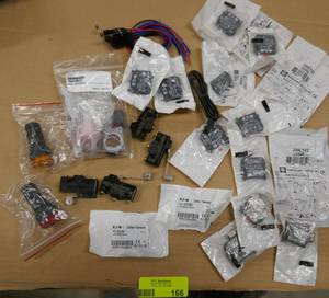 lot 166 image: Lot of Limit Switches and Contact Blocks all new