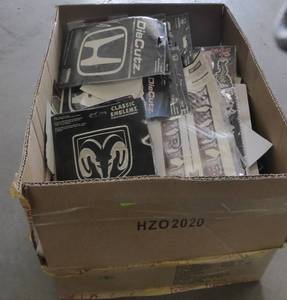 lot 180 image: Box of approx 500 vehicle stickers