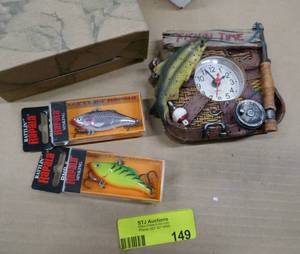 lot 192 image: Fishing theme gift set - New desk Clock and fishing lures