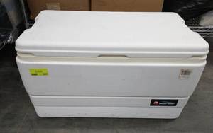 lot 241 image: Lightly used 70 Qt Igloo Marine cooler