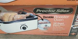 lot 245 image: Proctor Silex 18 Qt Roaster Oven - works