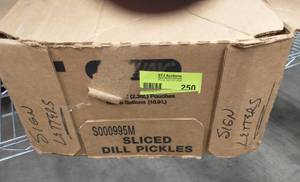 lot 250 image: Box full of acrylic letters for an outdoor sign, 6x6-34 inch