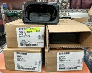 lot 253 image: 4 Cases of brand New Cambro food storage tubs