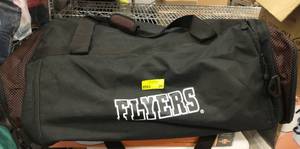 lot 263 image: Very Large Philadelphia Flyers Hockey Bag - New