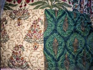 lot 274 image: 90x96 Comforter