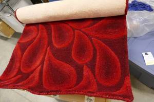 lot 279 image: New Rug