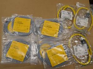 lot 177 image: New Turck cables, used Banner connectors