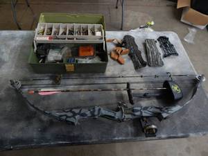 IX Silver Hawk XP Compound Bow With Box Of Bow Accessories