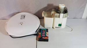 GEORGE FOREMAN GRILL LEAN MEAN FAT REDUCING GRILLING MACHINE AND THE JUICE MAN JR JUICER