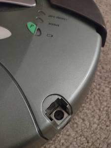 iRobot ROOMBA Vacuum Cleaner 4110 Green Robotic Vacuum w Charger (Tested Working)
