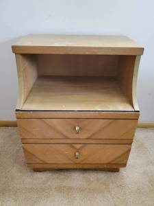 lot 53 image: Nightstand