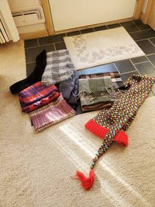 lot 73 image: Collection Of Winter Wear