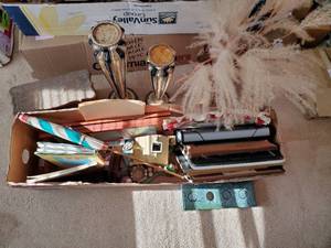 lot 85 image: Box Of Frames, Books, And Dcor