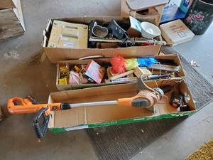 lot 165 image: Large Collection Of Misc. Household Items
