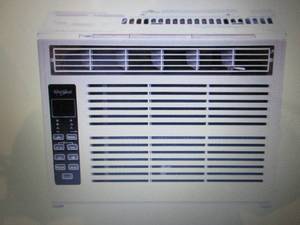 Whirlpool Energy Star 6000 BTU Wind...