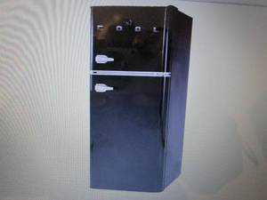 Commercial Cool 4.5 Cu. Ft. Retro-S...