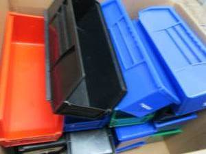 16 Akro Storage Organizing Bins 15...
