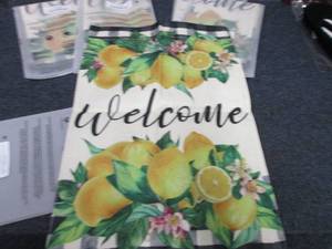 5 Welcome Garden Flags...