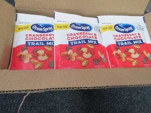 12- 5 oz Pouches Ocean Spray Trail ...
