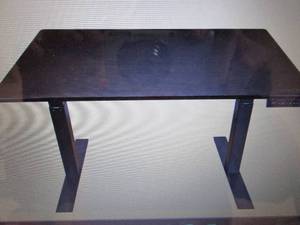 Uncaged Ergonomics  60-in Black Mod...